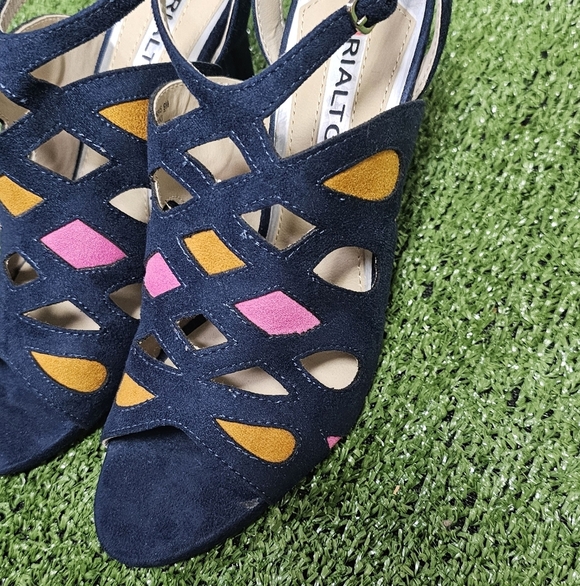 🛑$5🛑 FINAL PRICED ITEM! BUY NOW or BUNDLE TO SAVE MORE! - Picture 6 of 16